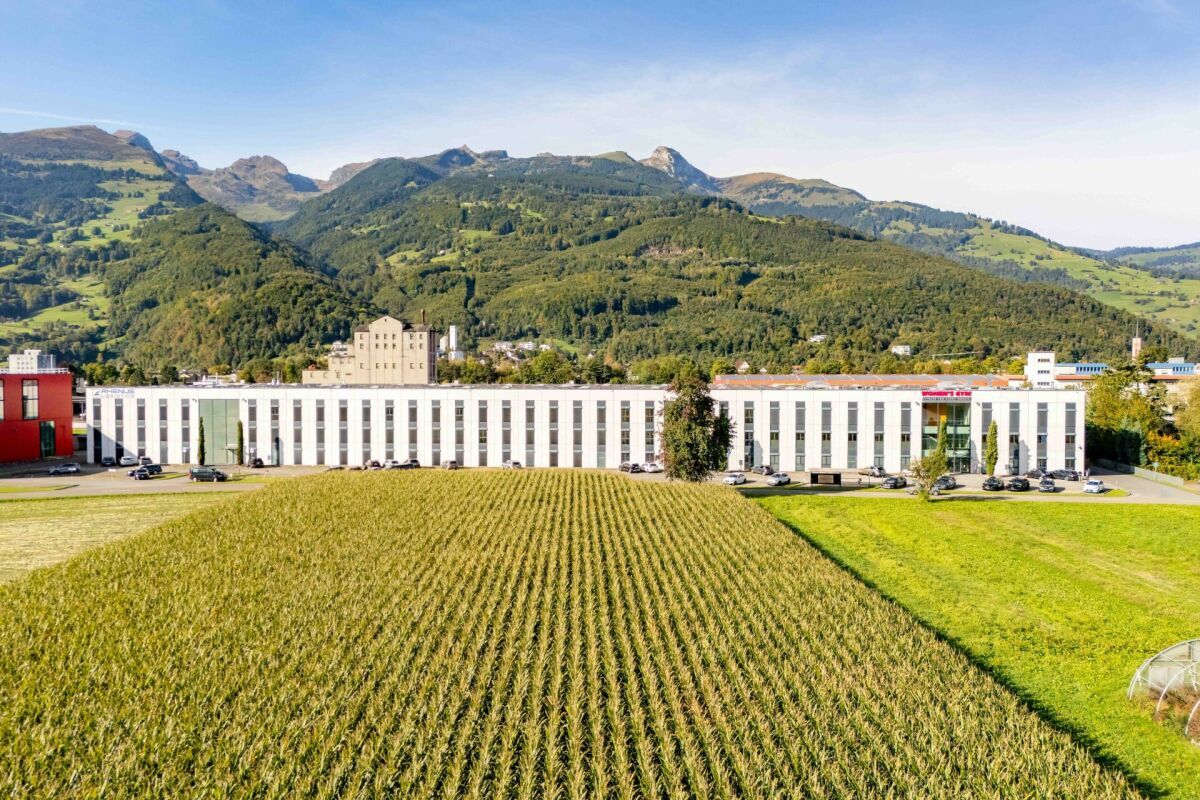 Attraktives Büro für Unternehmen & Agenturen - hell, modern und zentral in Buchs SG