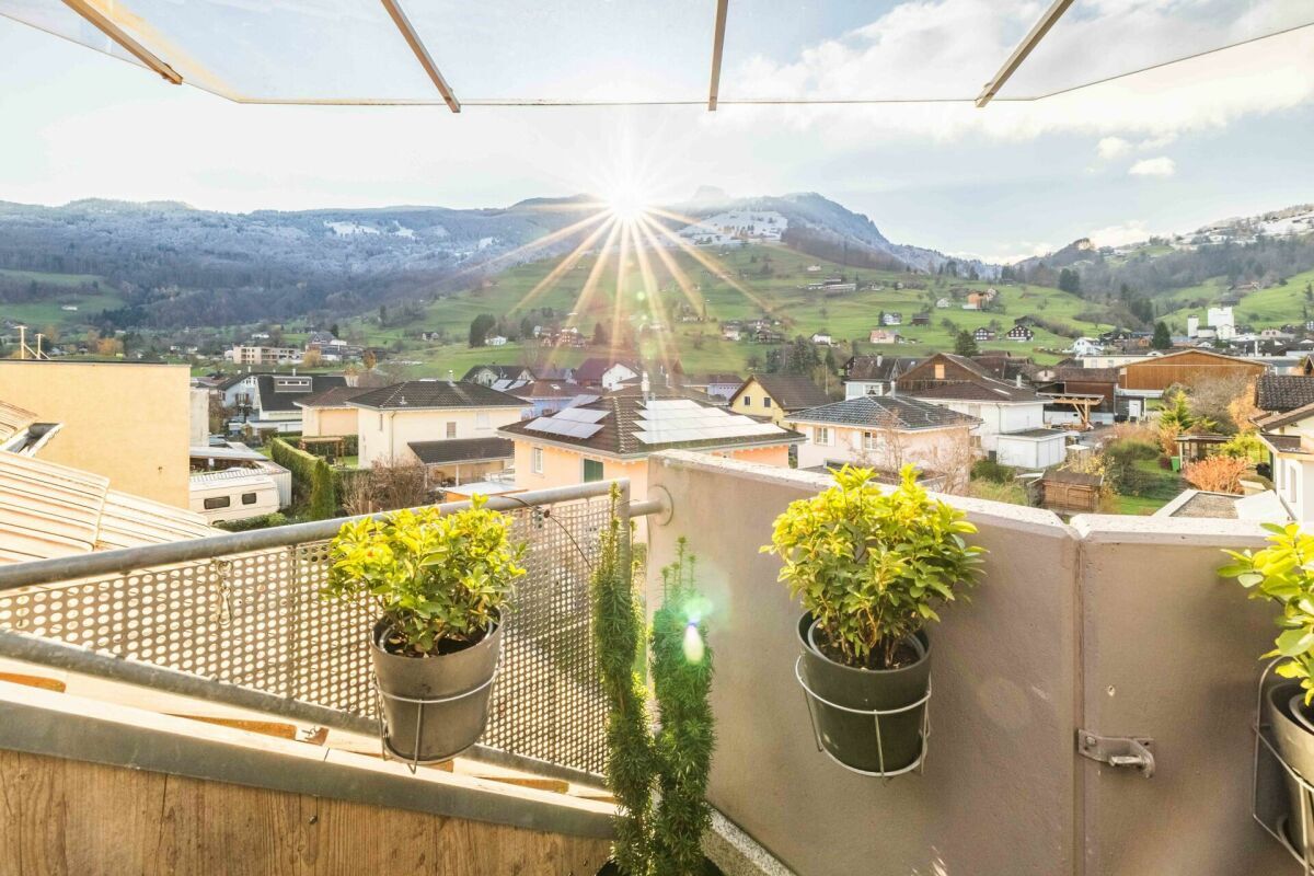 Charmante 3.5-Zimmer Dachwohnung mit Cheminée und stilvollem Ausbau