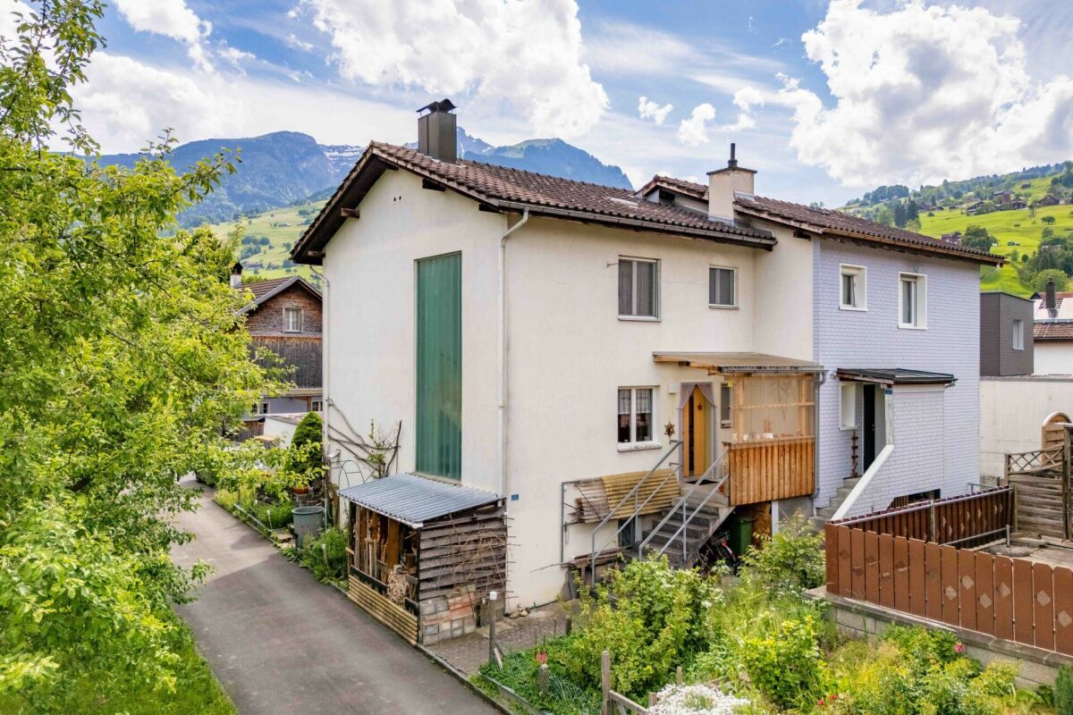 Doppeleinfamilienhaus an ruhiger Lage - naturnahes Wohnen für die Familie