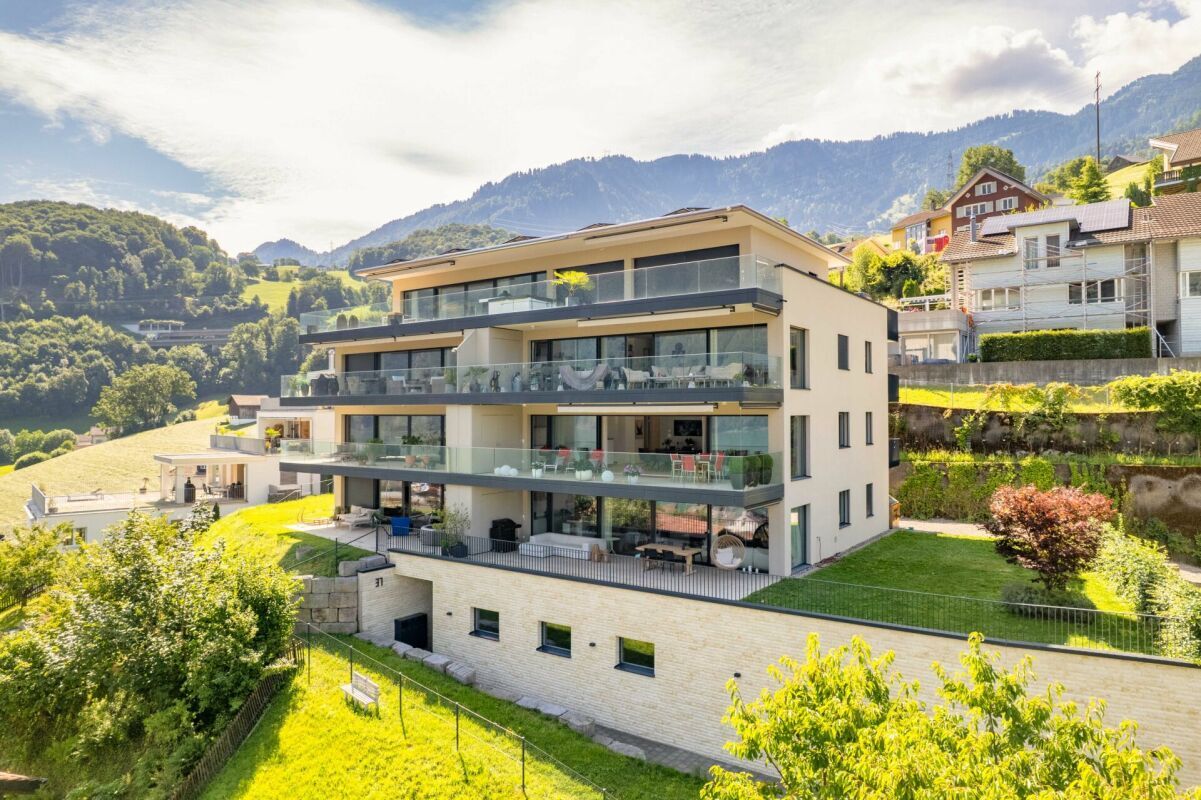 Exklusive 4.5 Zimmerwohnung mit traumhaftem Seeblick