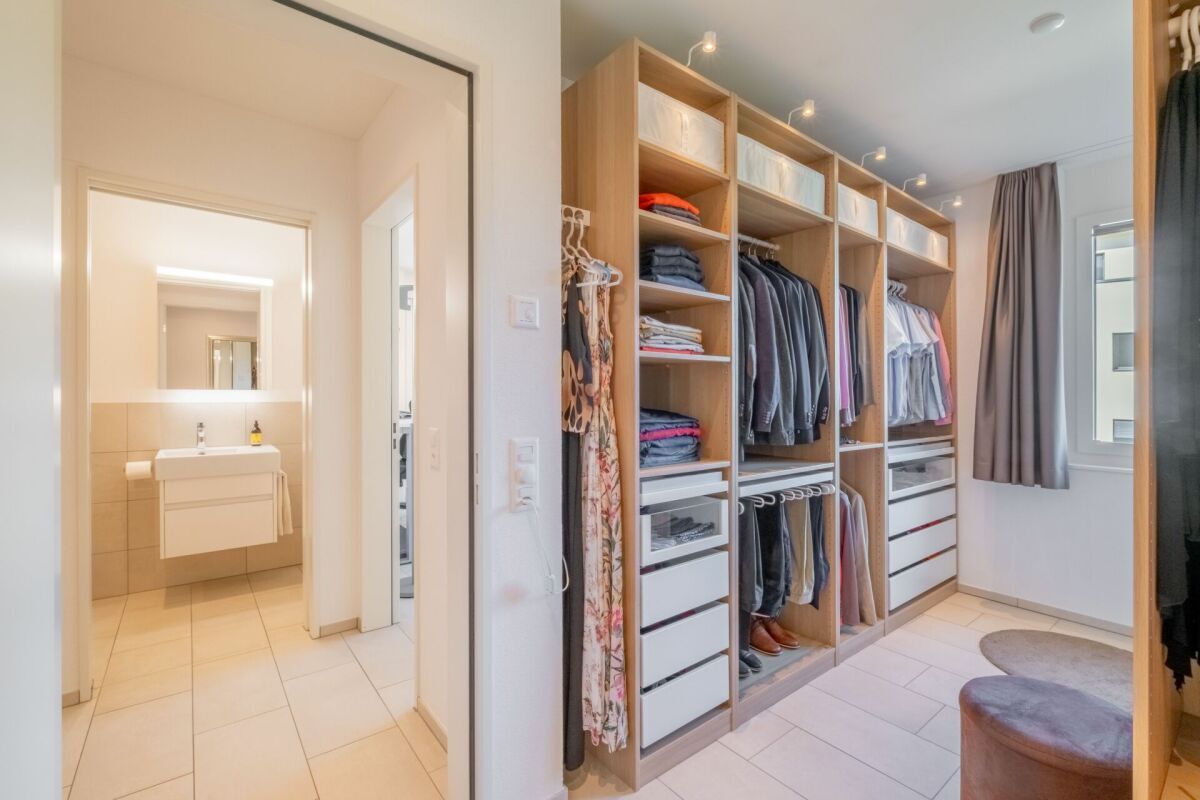 Exklusive 4.5 Zimmerwohnung mit traumhaftem Seeblick