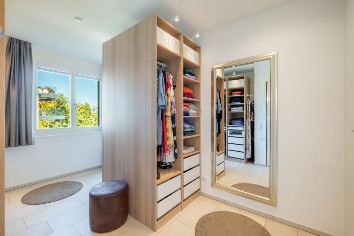 Exklusive 4.5 Zimmerwohnung mit traumhaftem Seeblick