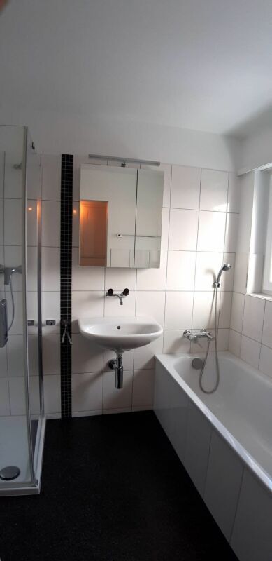 Grosszügige 5.5-Zimmerwohnung in familienfreundlichem Mehrfamilienhaus