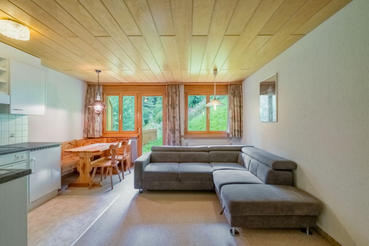 Heimelige 2.0 Zimmer-Ferienwohnung am Waldrand
