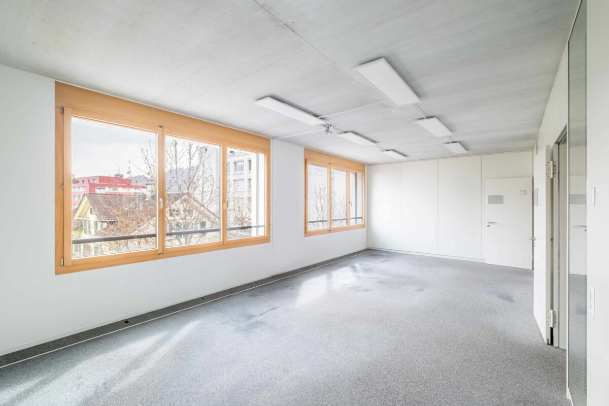 Repräsentative Gewerbefläche im Zentrum (205-410m²) – Ideal für Praxis, Büro oder Therapieräume