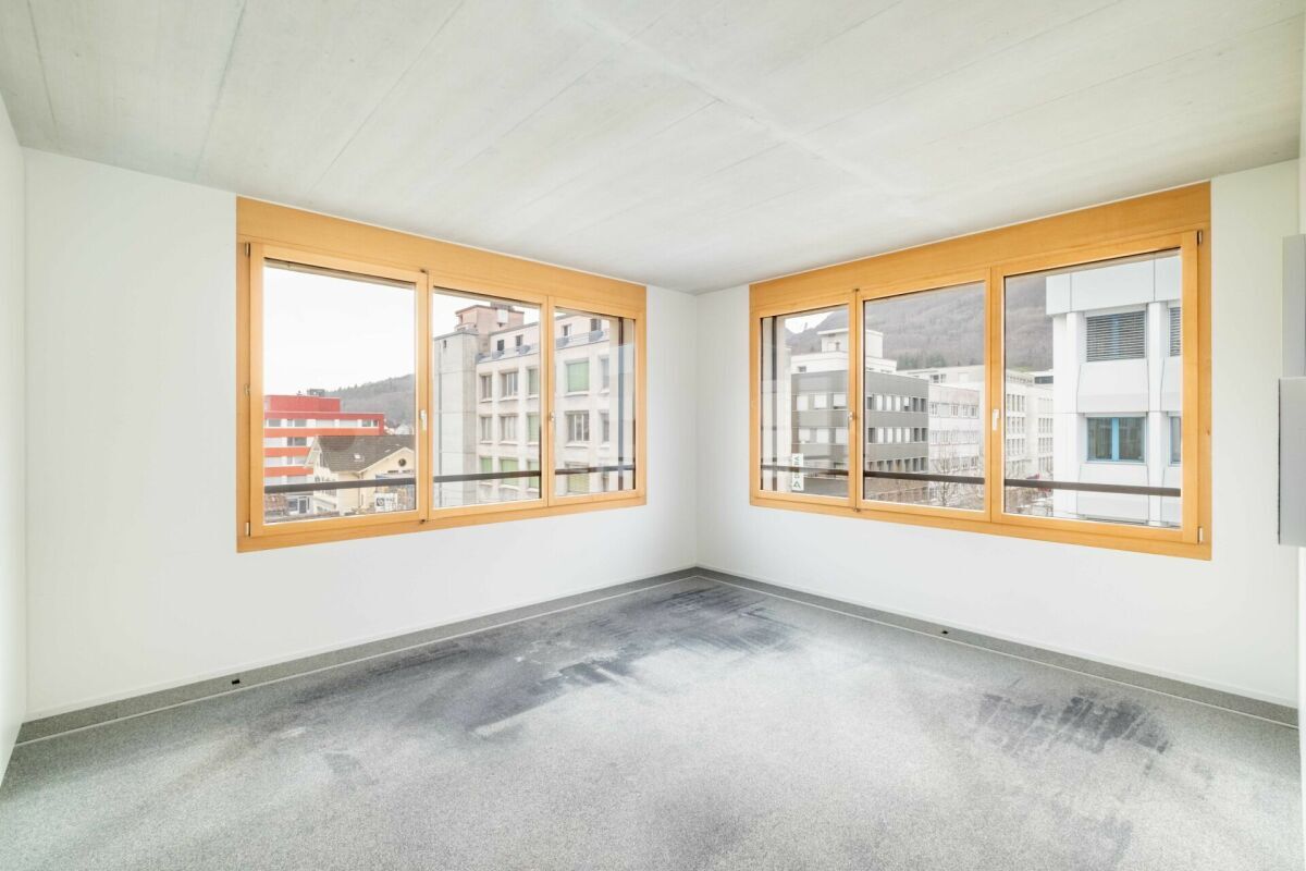 Repräsentative Gewerbefläche im Zentrum (205-410m²) – Ideal für Praxis, Büro oder Therapieräume