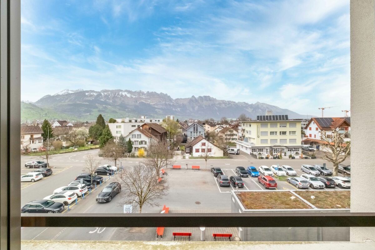 Repräsentative Gewerbefläche im Zentrum (205-410m²) – Ideal für Praxis, Büro oder Therapieräume
