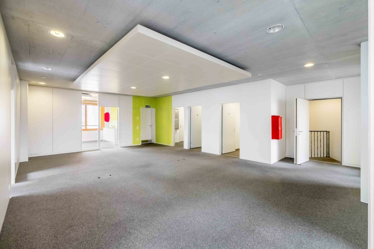Repräsentative Gewerbefläche im Zentrum (205-410m²) – Ideal für Praxis, Büro oder Therapieräume
