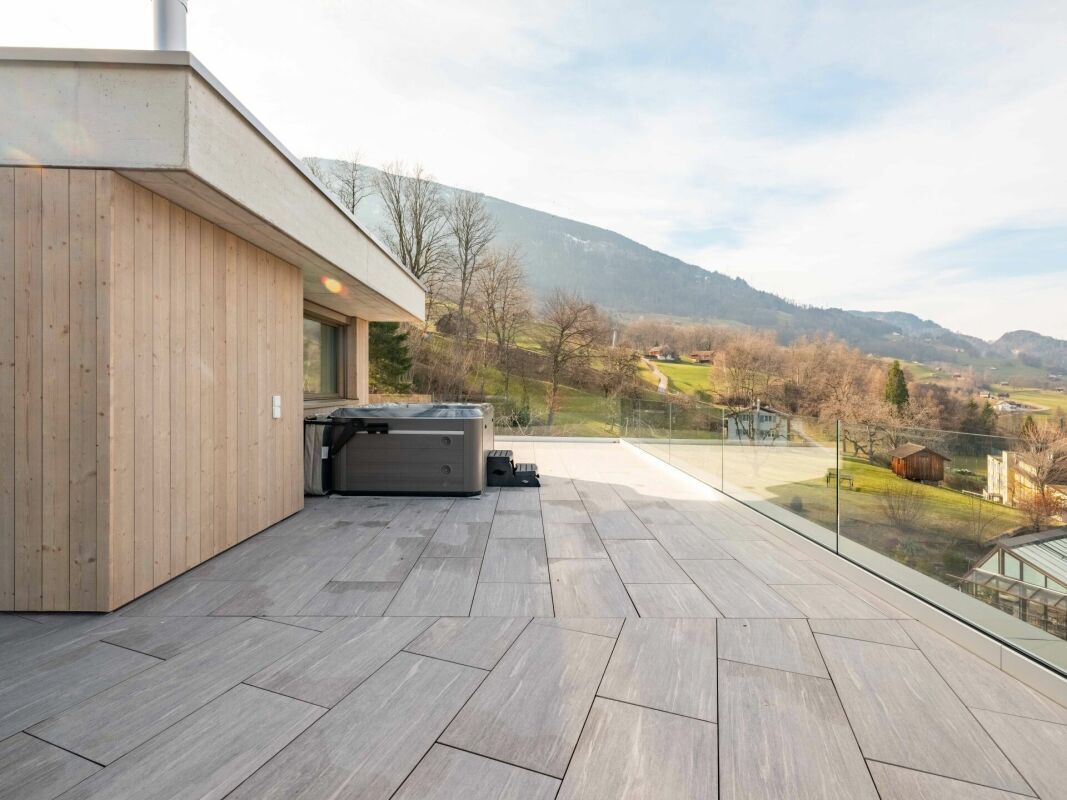 Scarletta - Garten-Wohnung mit Panoramablick